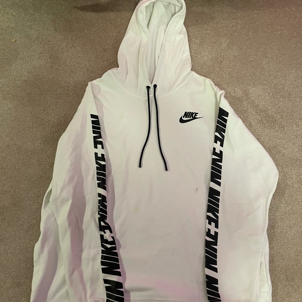 Nike sweatshirt